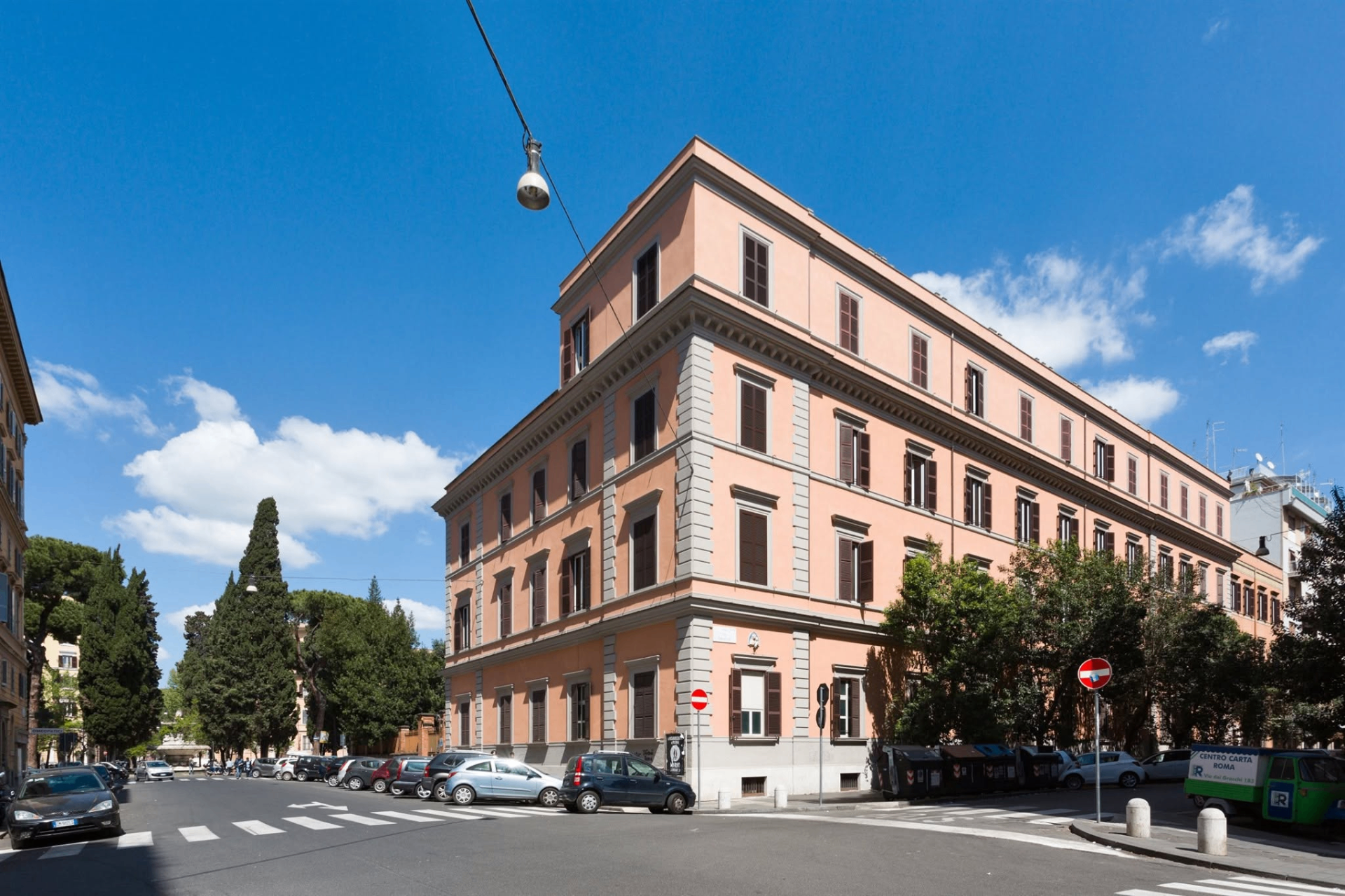 Casa di Cura Santa Famiglia, Roma